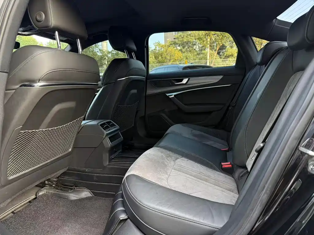 Audi A6L — миниатюра 9