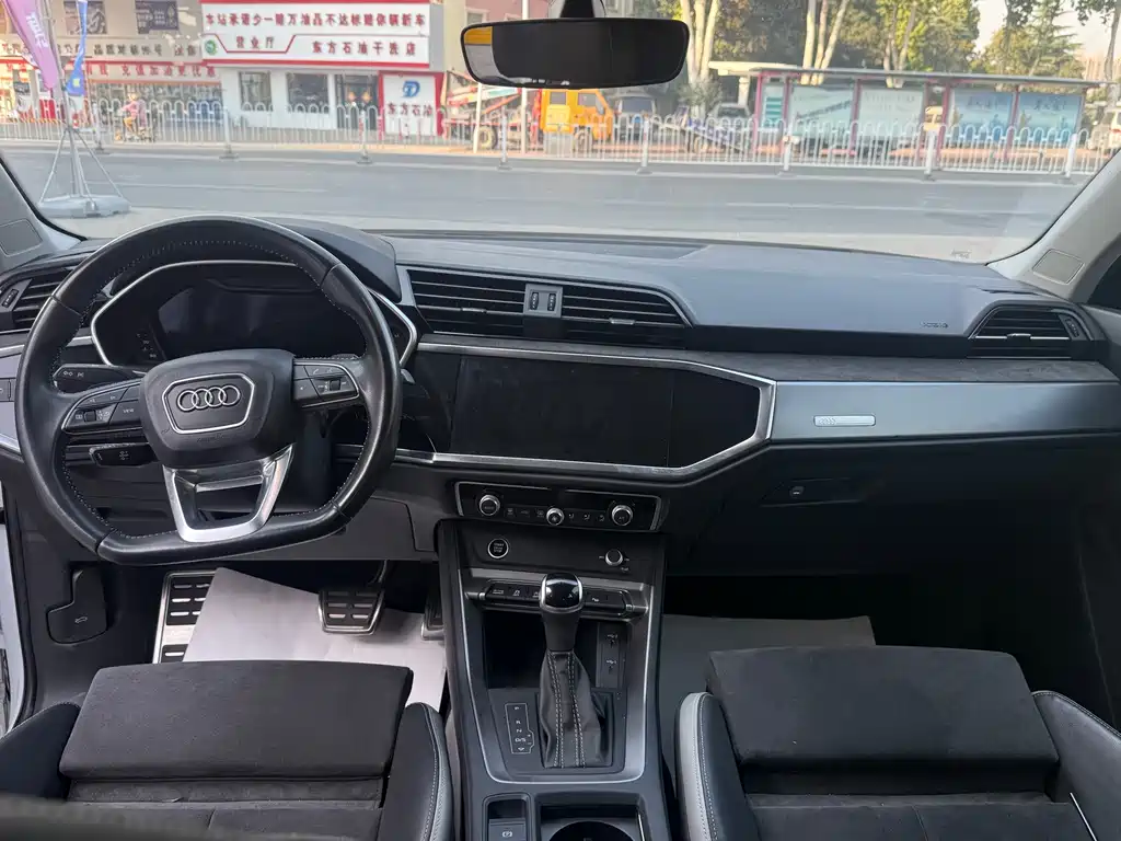 Audi Q3 — миниатюра 6