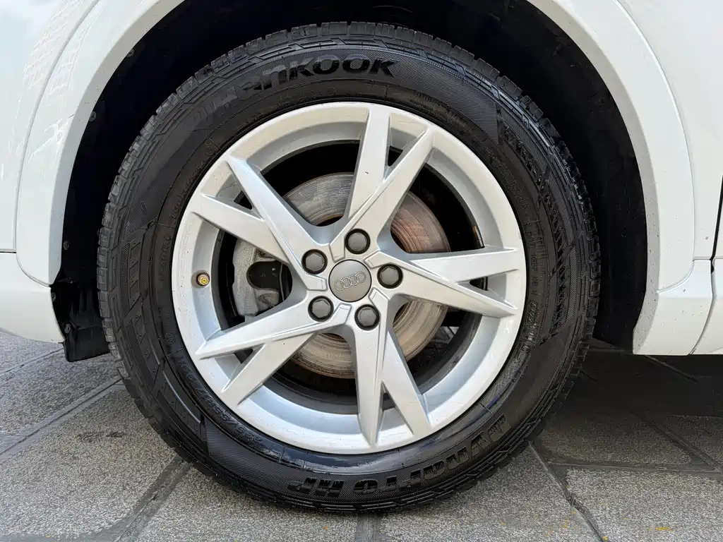 Audi Q3 — миниатюра 14