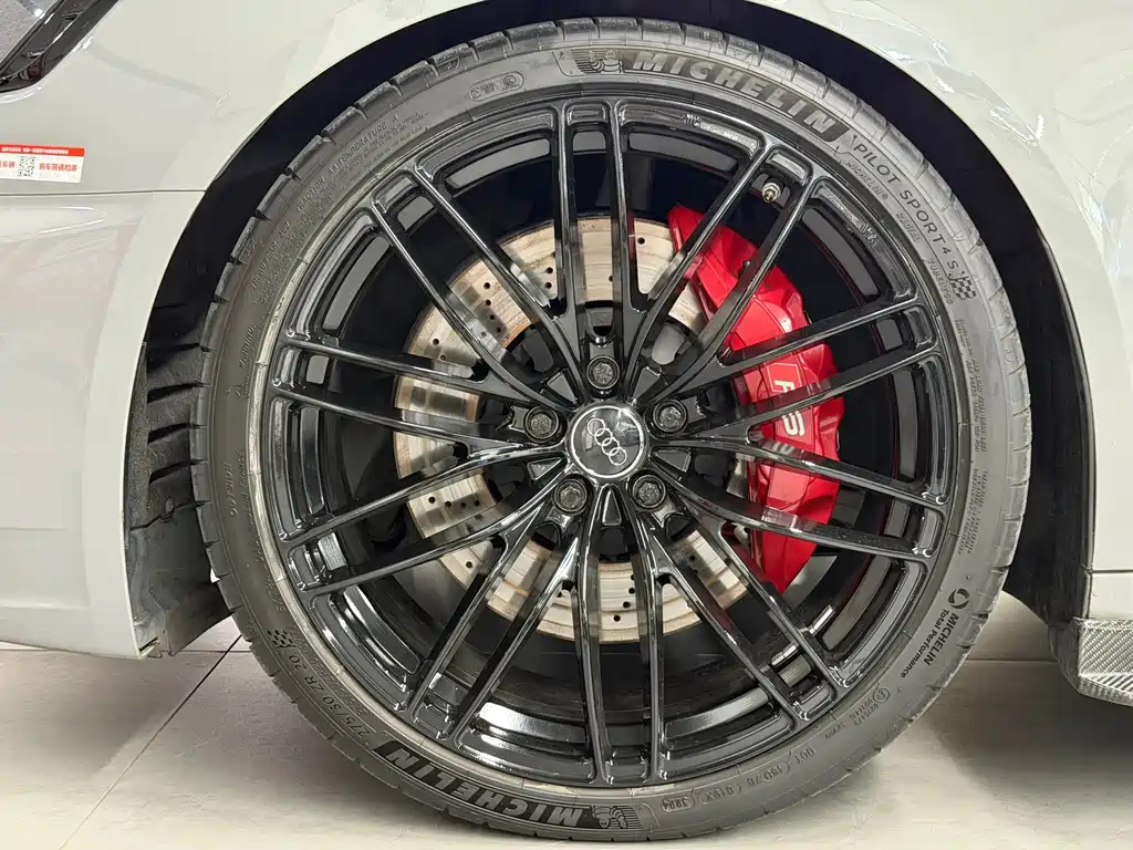 Audi RS 4 — миниатюра 19