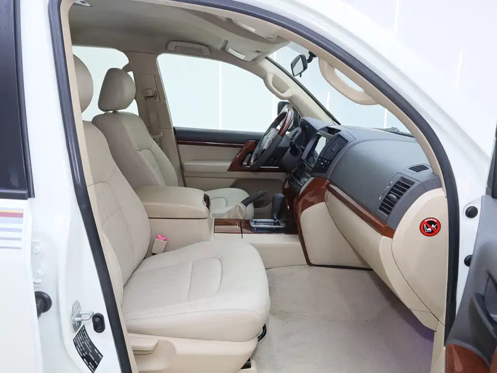 Toyota Land Cruiser — миниатюра 18
