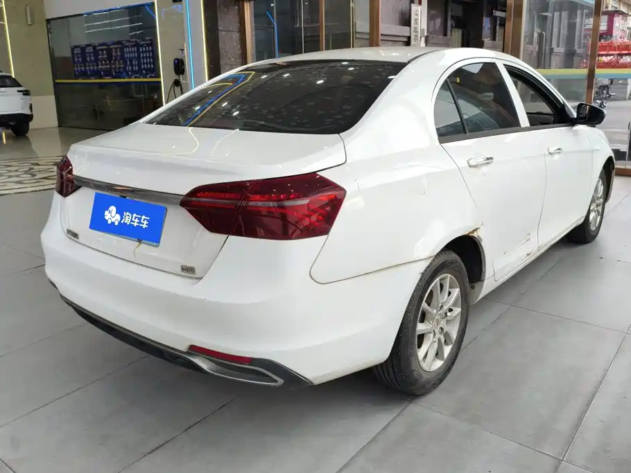 Geely Emgrand — миниатюра 3