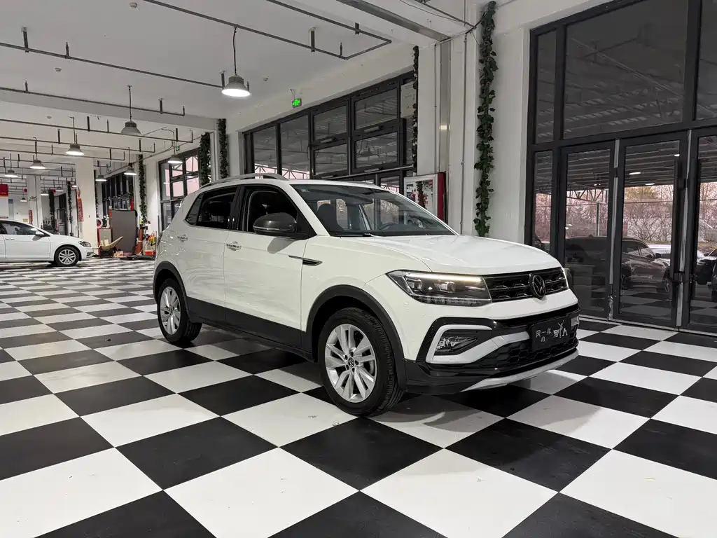 Volkswagen T-Cross — миниатюра 3