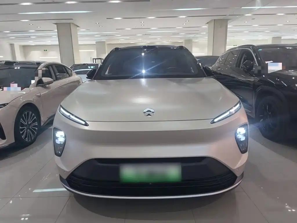 NIO ES8 — миниатюра 3