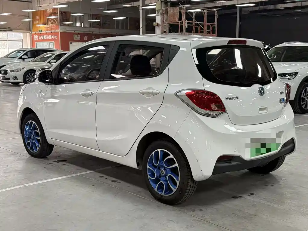 Changan EV — миниатюра 10