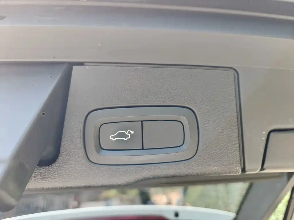 Volvo XC60 — миниатюра 15