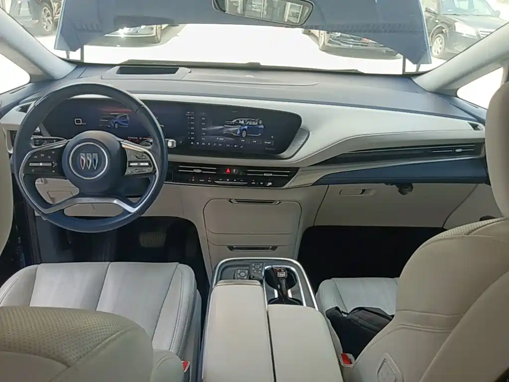 Buick Century 2023 2.0T мест