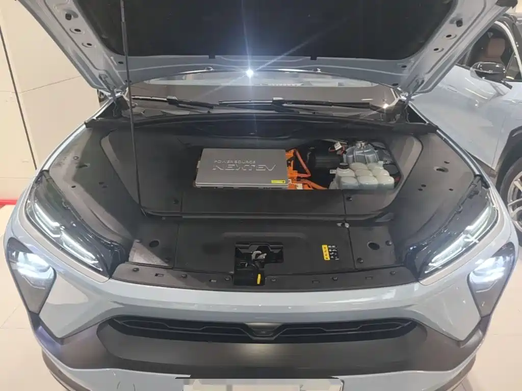 NIO ES6 — миниатюра 20