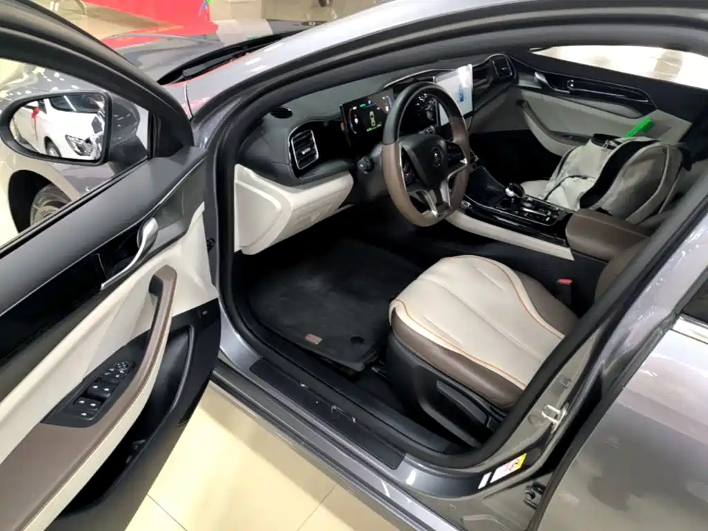 BYD Qin PLUS — миниатюра 16