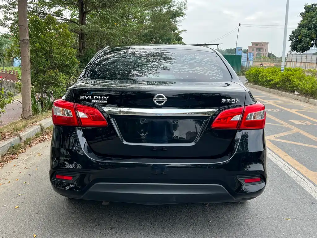 Nissan Sylphy — миниатюра 10