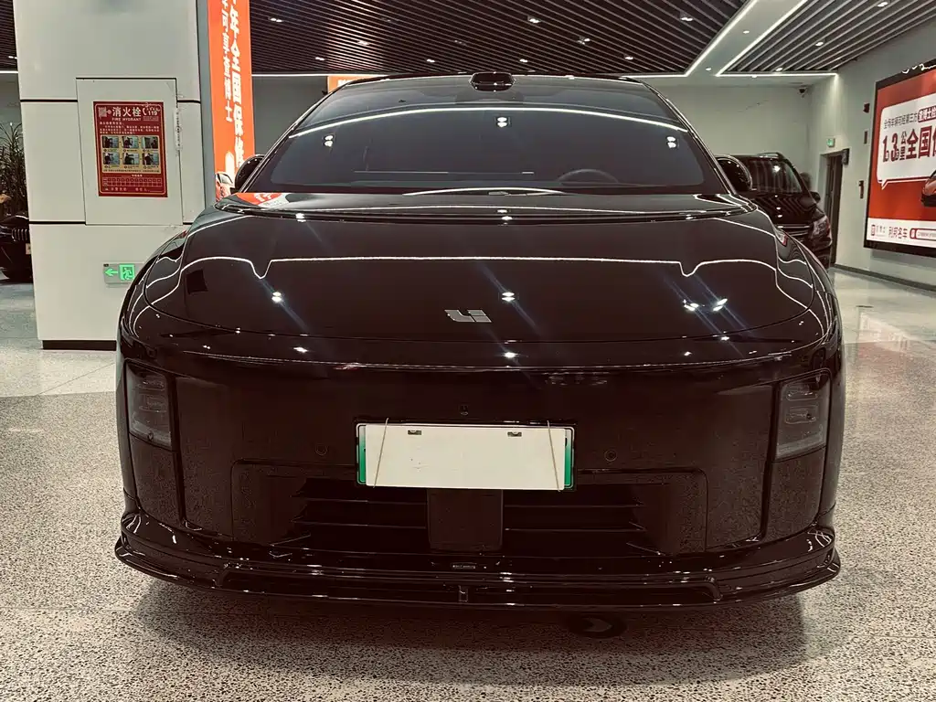 Li Auto Li i8 — миниатюра 2