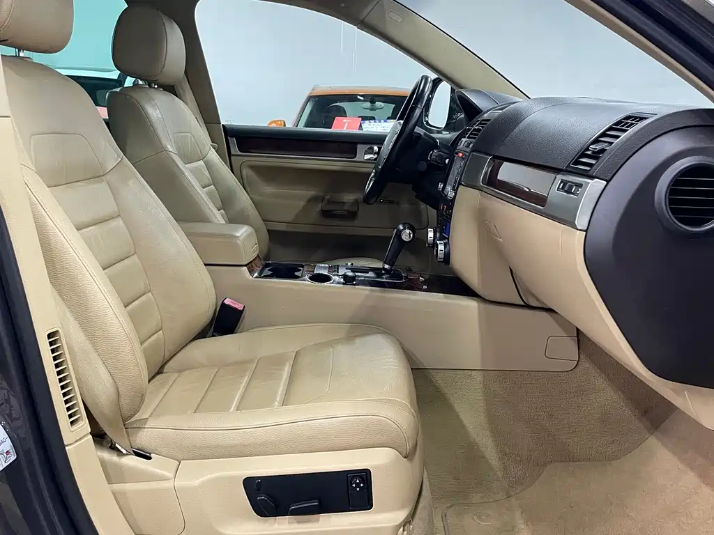 Volkswagen Touareg — миниатюра 15