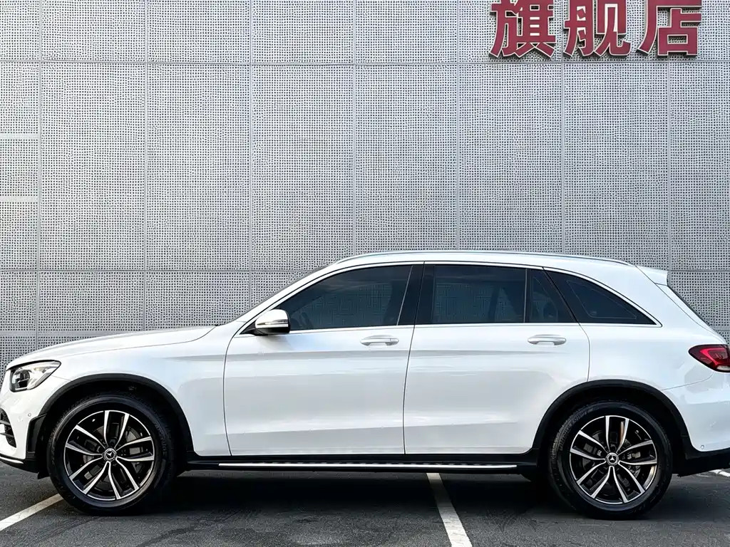 Mercedes-Benz GLC — миниатюра 7