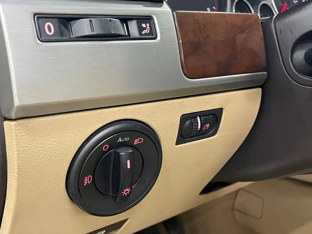 Volkswagen Touareg — миниатюра 23