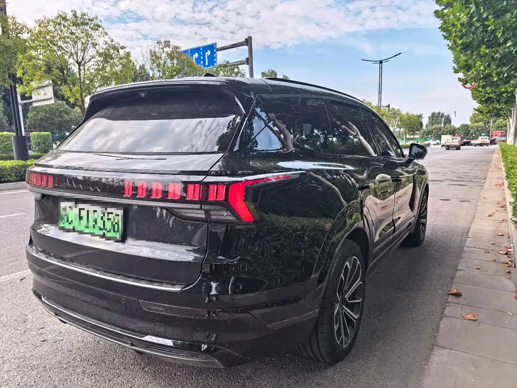 Lynk & Co 09 EM-P — миниатюра 3