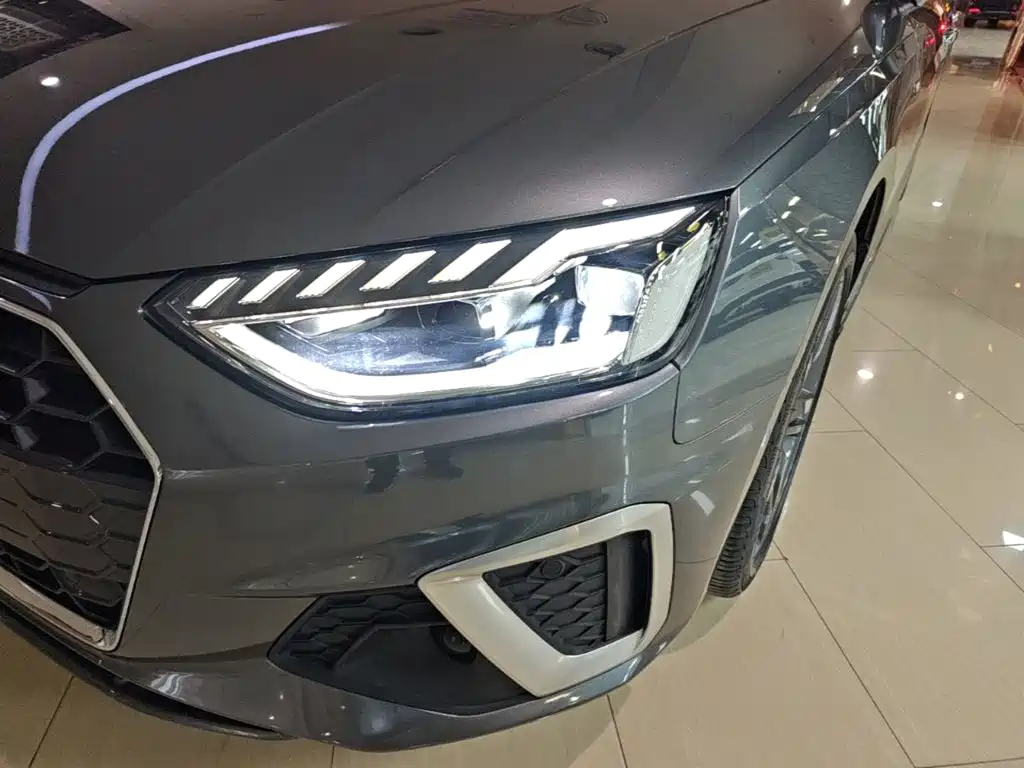 Audi A4L — миниатюра 24