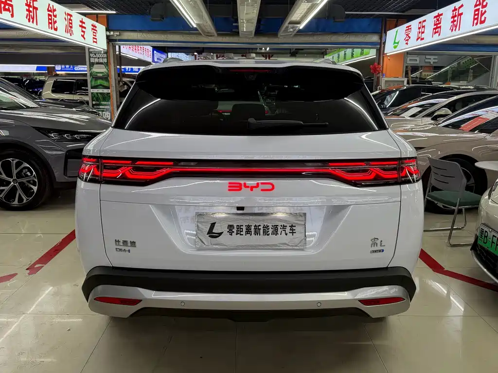 BYD L DM-i — миниатюра 5