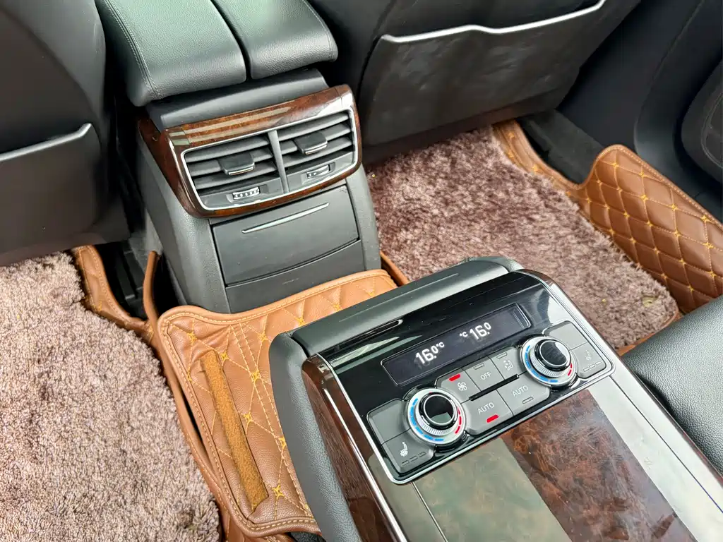 Audi A8 — фотографии объявления, Фото 19