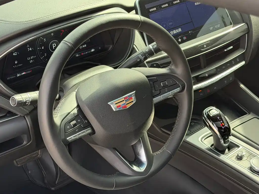 Cadillac CT5 — миниатюра 9