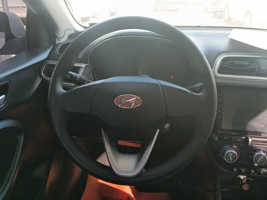 Hyundai Verna — миниатюра 15
