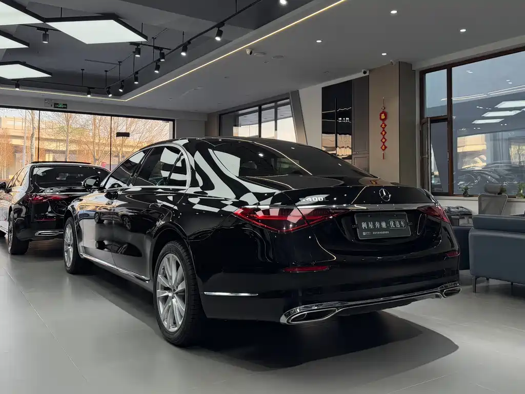 MERCEDES-BENZ S CLASS