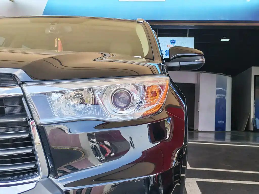 Toyota Highlander — миниатюра 10