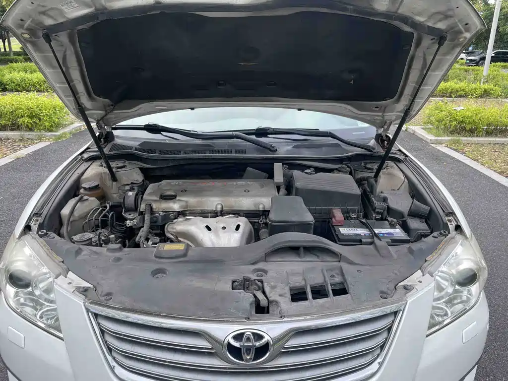 Toyota Camry — миниатюра 17
