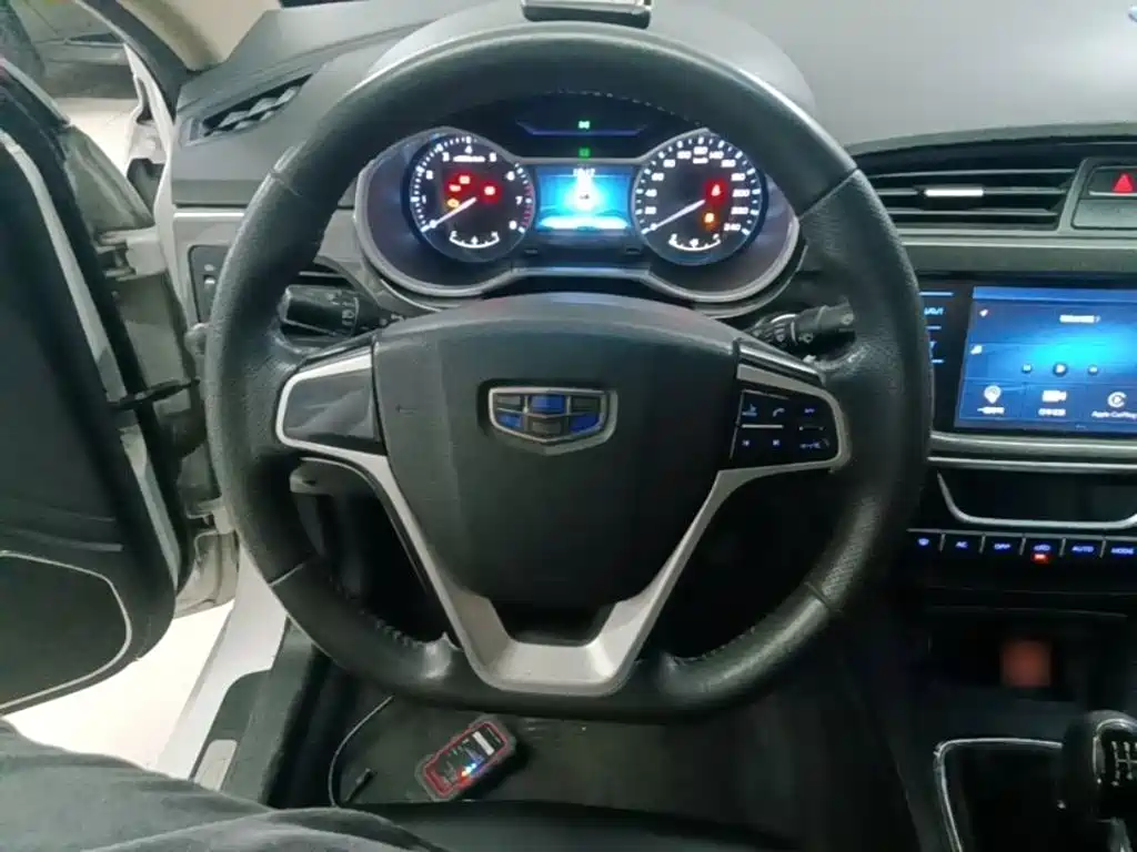 Geely Emgrand — миниатюра 11