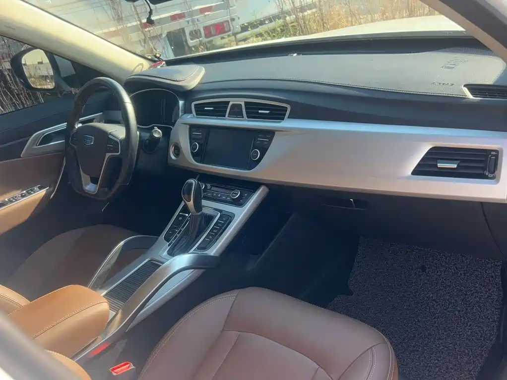 Geely Boyue — миниатюра 12