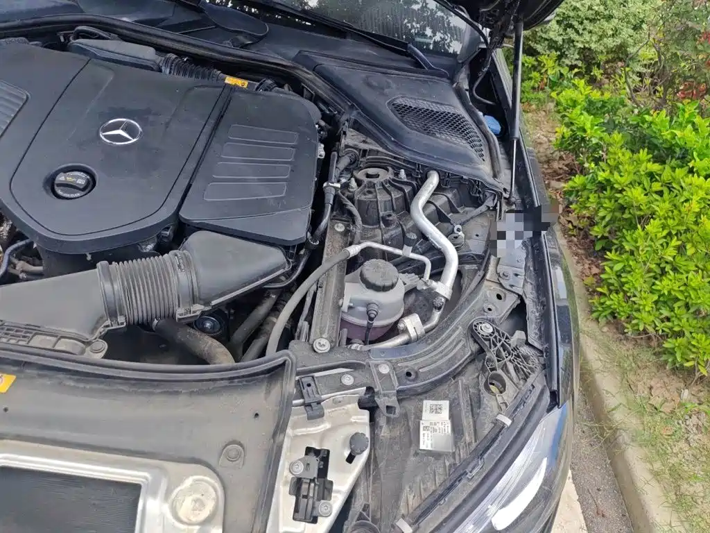 Mercedes-Benz E-Class — миниатюра 22