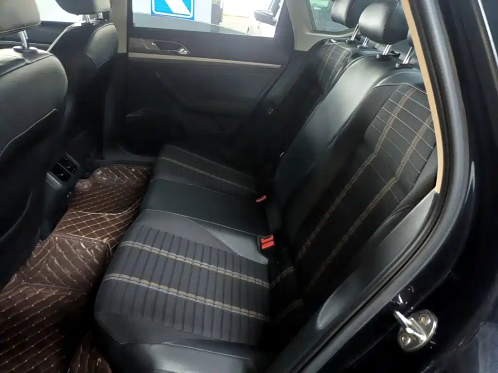 Volkswagen Lavida — миниатюра 17