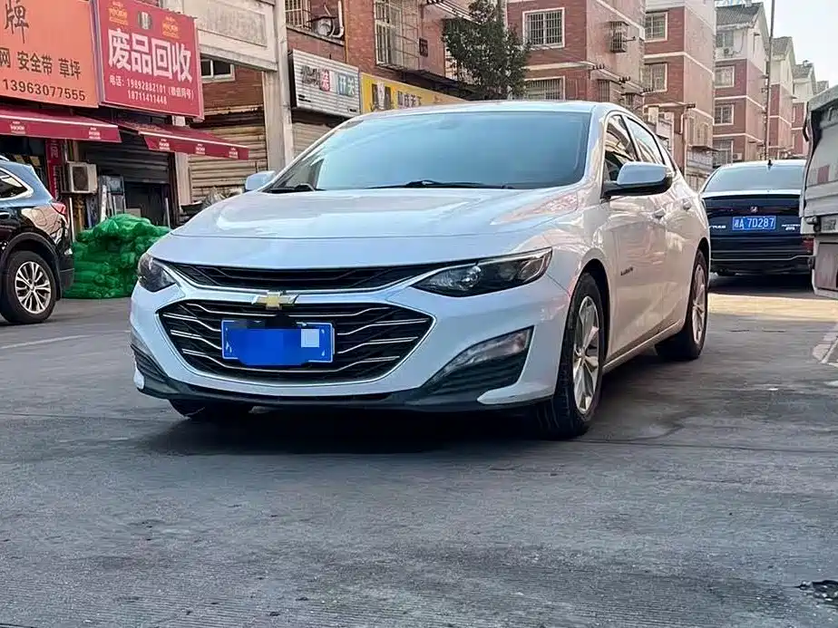 Купить Chevrolet Malibu XL