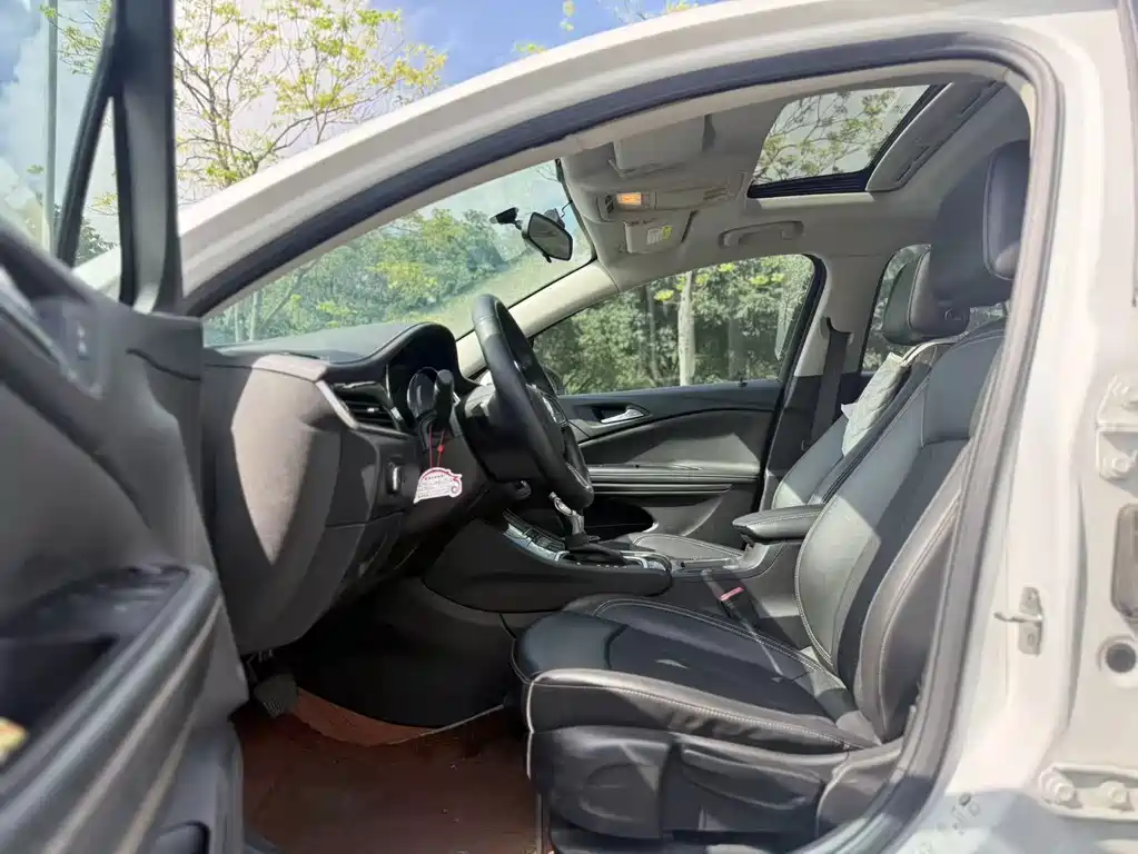 Buick Verano — миниатюра 8