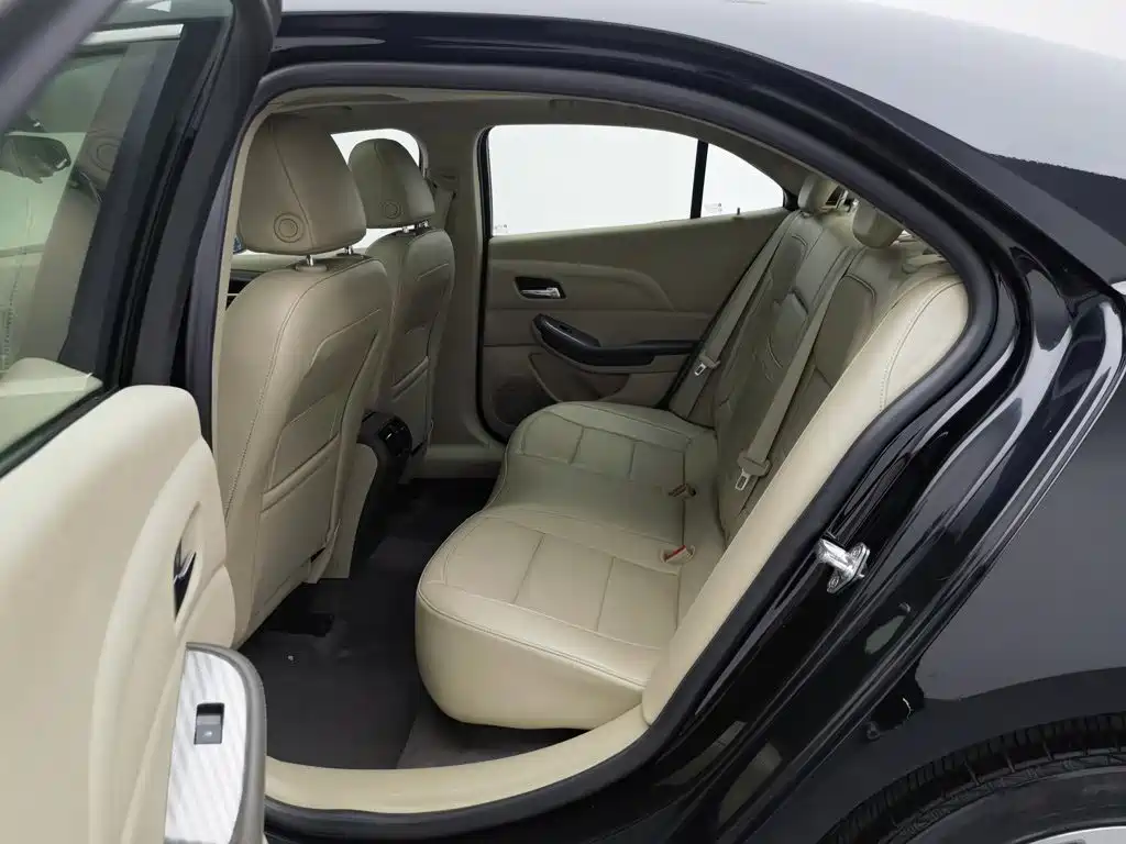 Chevrolet Malibu — миниатюра 15
