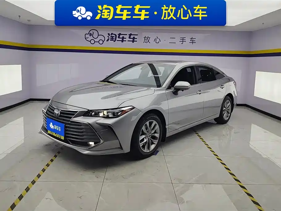 Купить Toyota Avalon