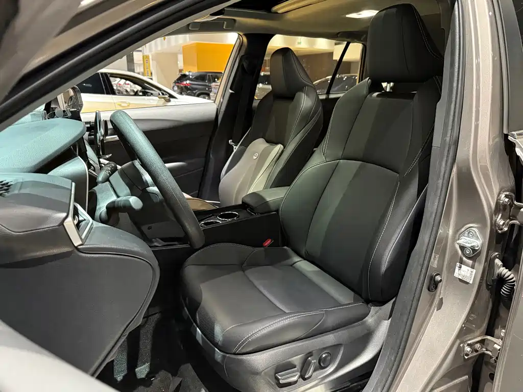 Toyota Frontlander — миниатюра 5