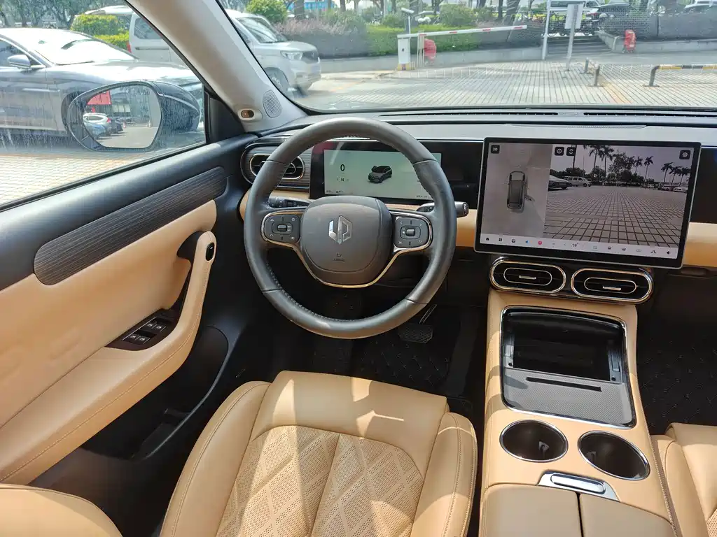 Leapmotor Leapmotor C11 — миниатюра 14