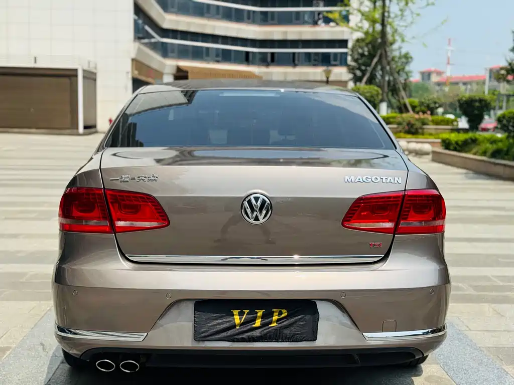 Volkswagen Magotan 2015 2.0TSI Luxury