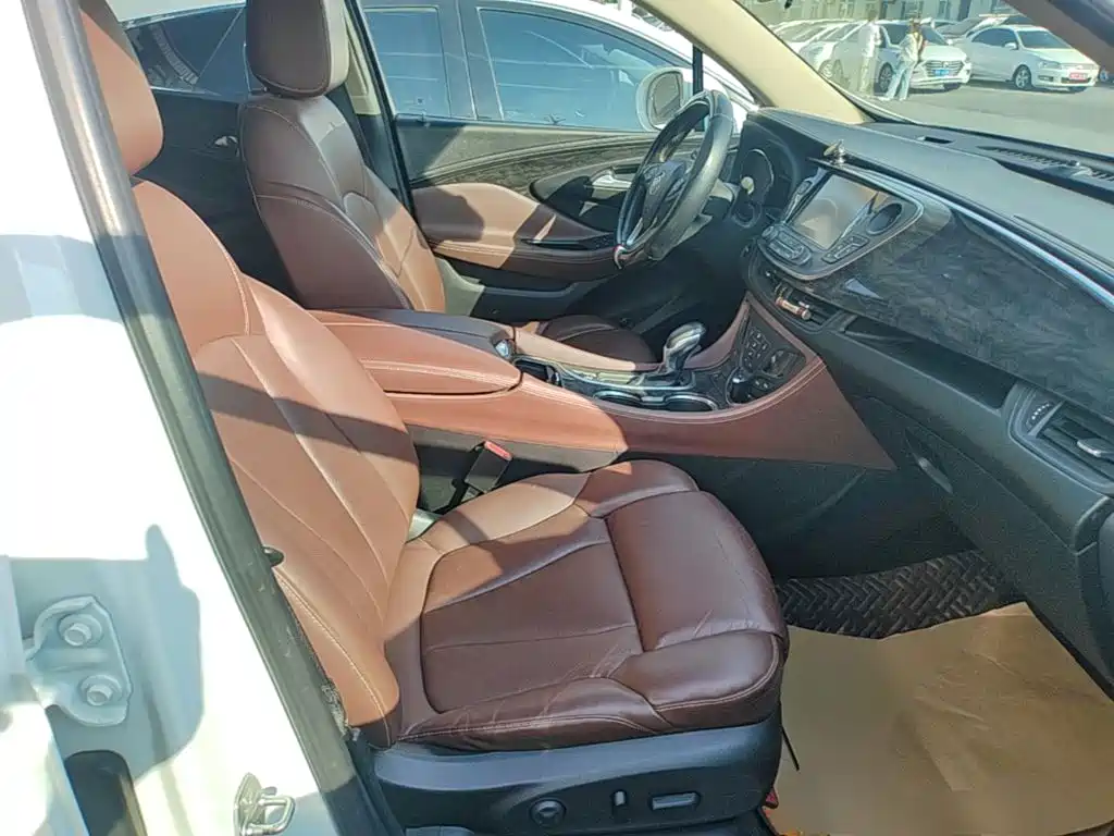 Buick Envision Plus — миниатюра 25