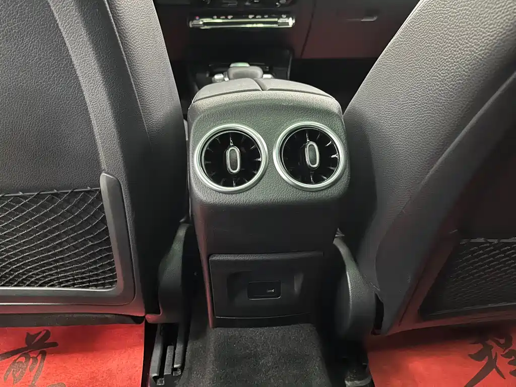 Mercedes-Benz A-Class — миниатюра 14