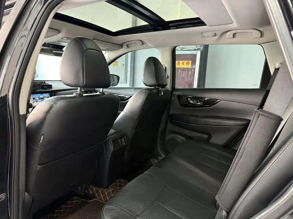 Nissan X-Trail — миниатюра 6