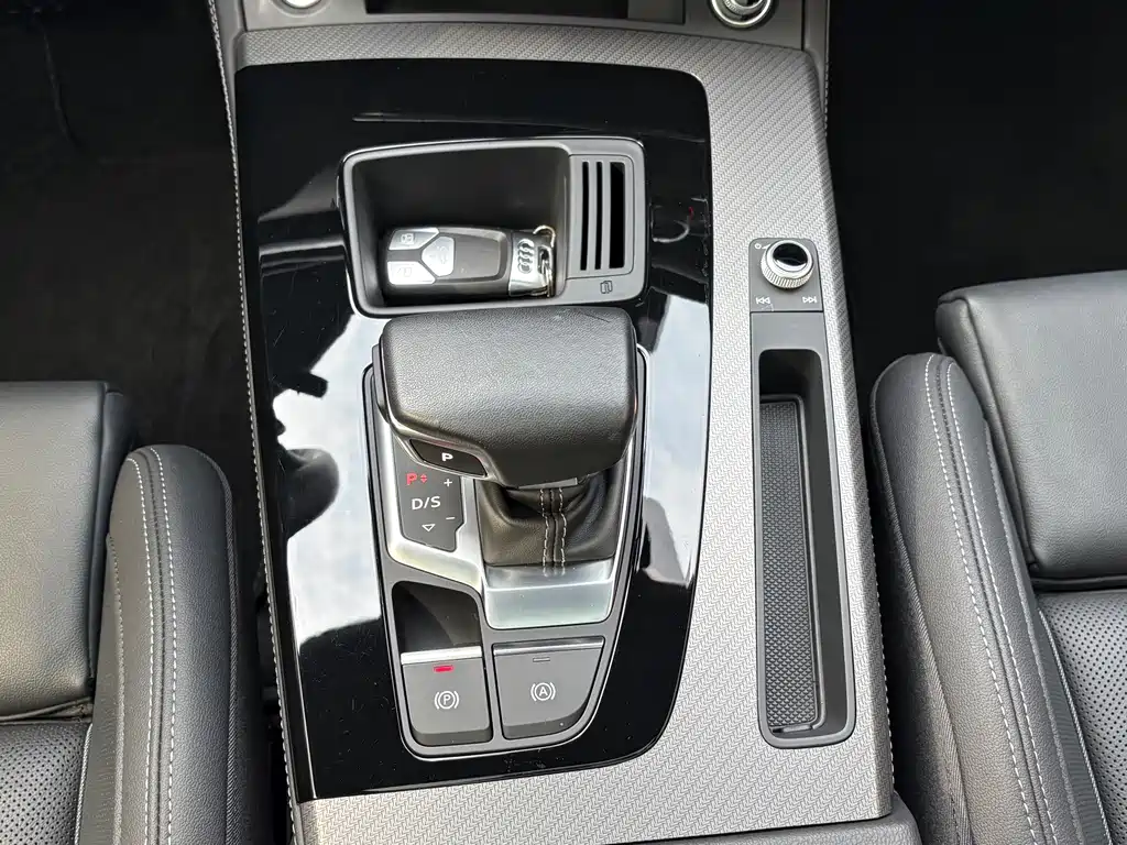 Audi Q5L — миниатюра 19