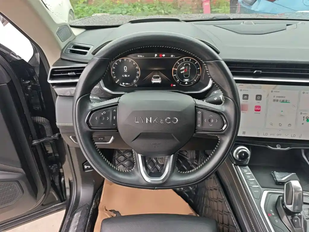 Lynk & Co 05 — миниатюра 11