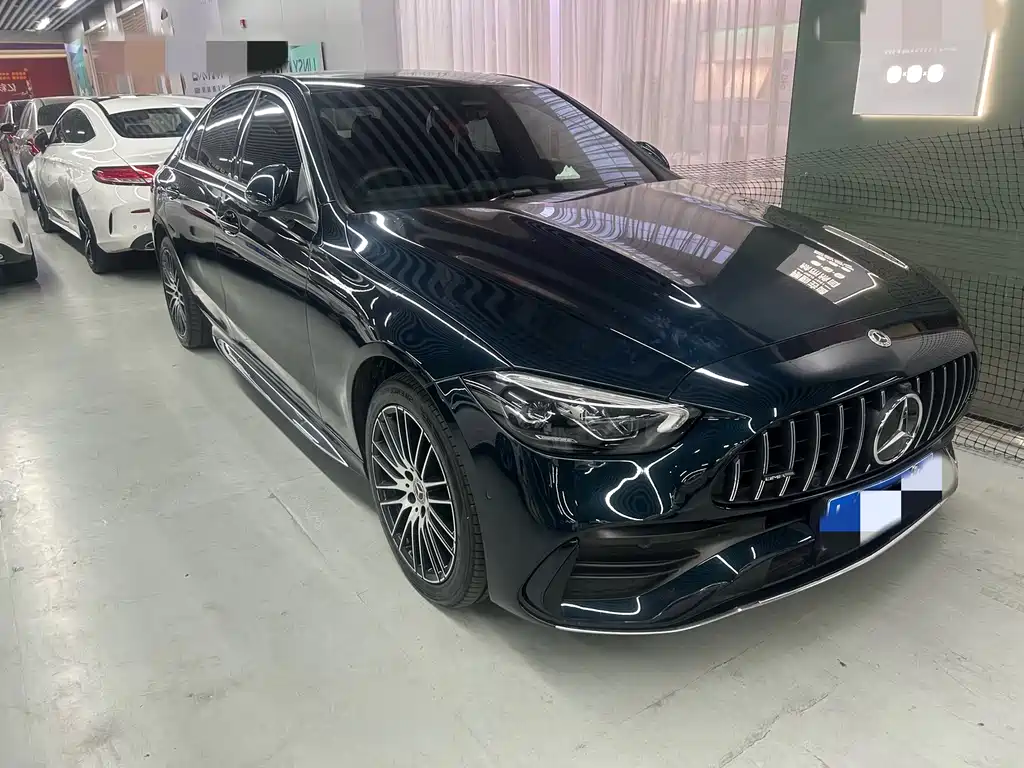 Mercedes-Benz C-Class — миниатюра 3