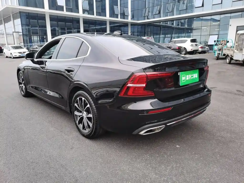 Volvo S60 — миниатюра 5