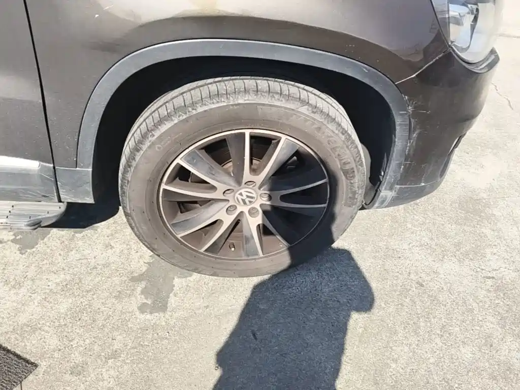 Volkswagen Tiguan — миниатюра 12