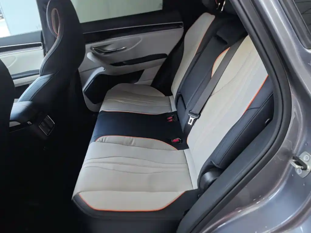 BYD PLUS New Energy — миниатюра 17