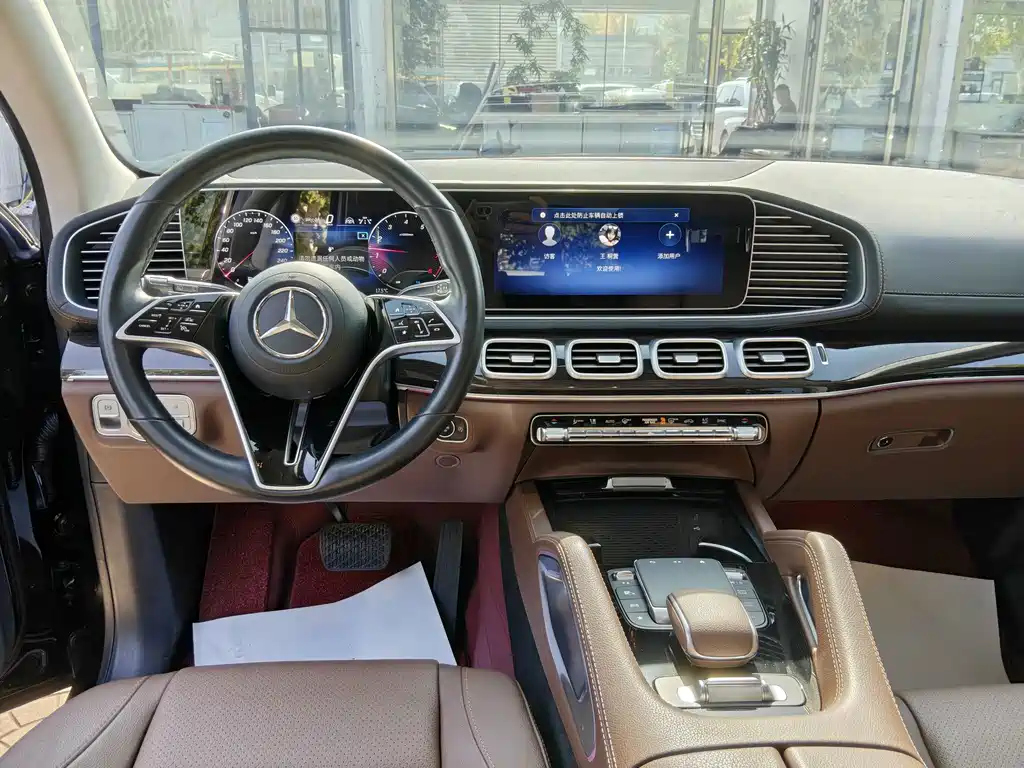 Mercedes-Benz GLE (Import) — миниатюра 7