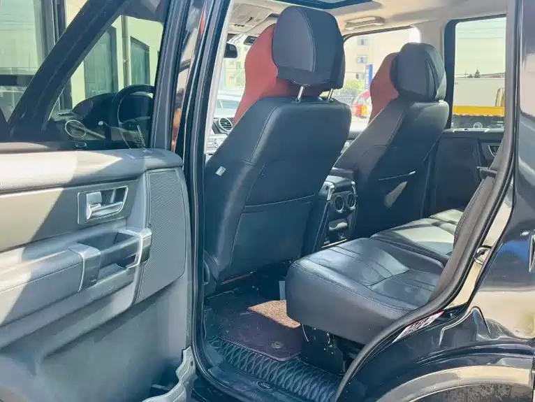 Land Rover Discovery — миниатюра 2