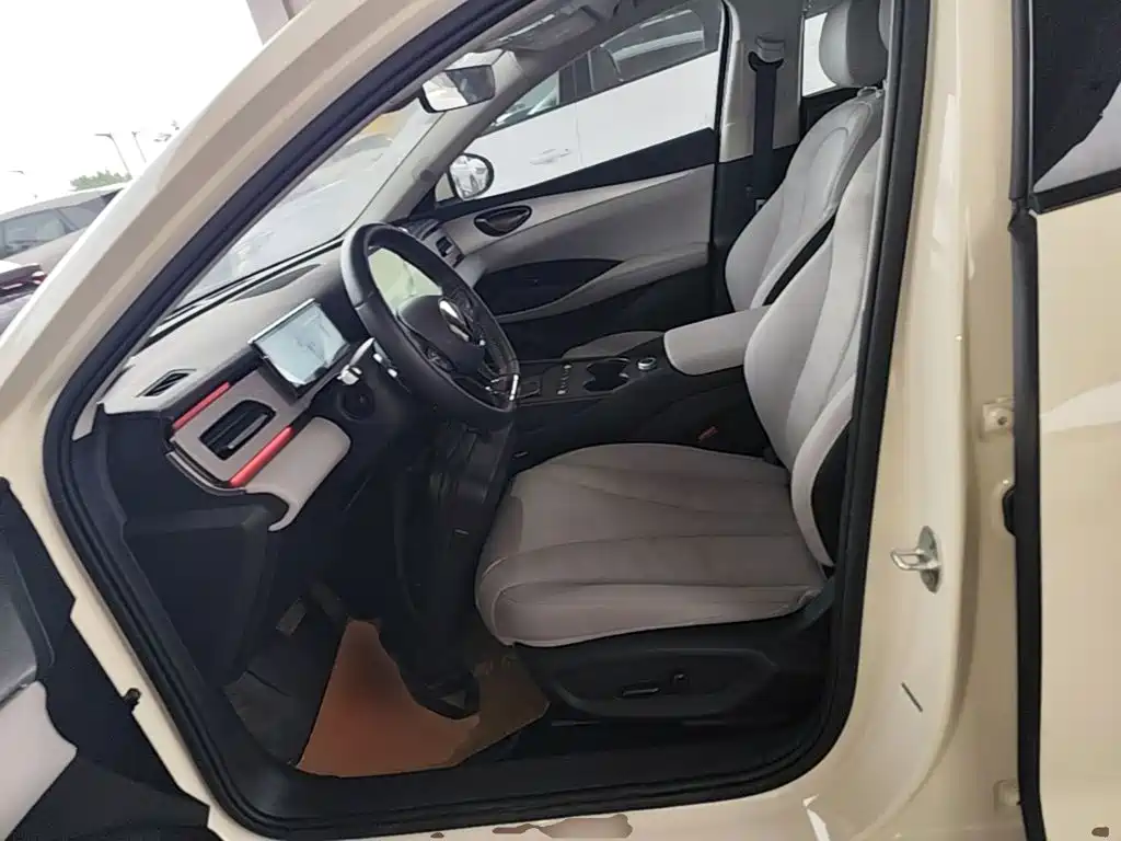 BYD Seal 06 DM-i Touring — миниатюра 15